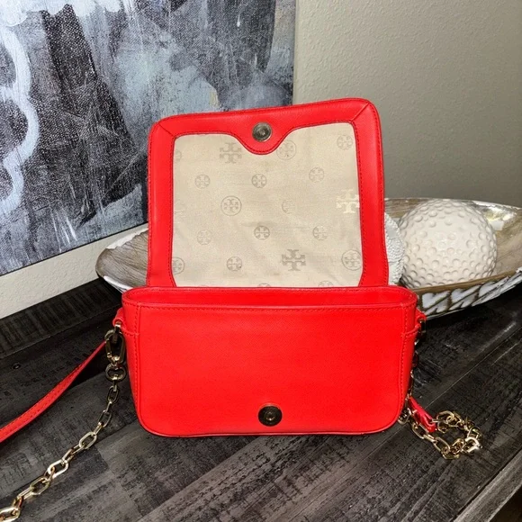 Tory Burch Robinson Chain Bag in Poppy Red - Picture 10 of 14